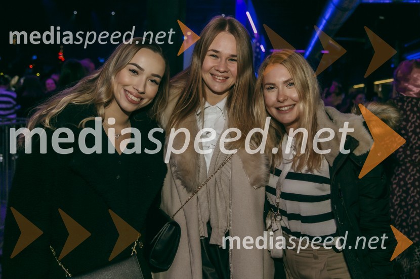 Koncert Žana Serčiča v Cvetličarni