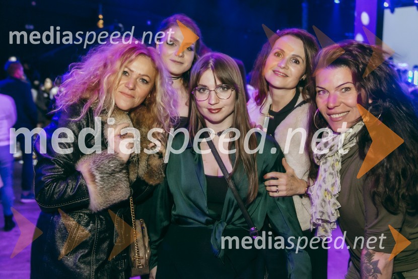 Koncert Žana Serčiča v Cvetličarni