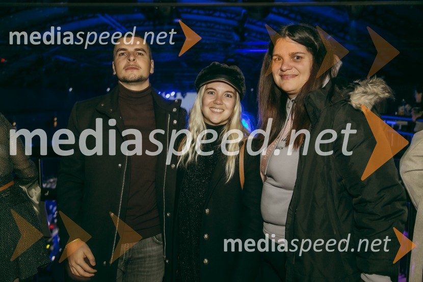 Koncert Žana Serčiča v Cvetličarni