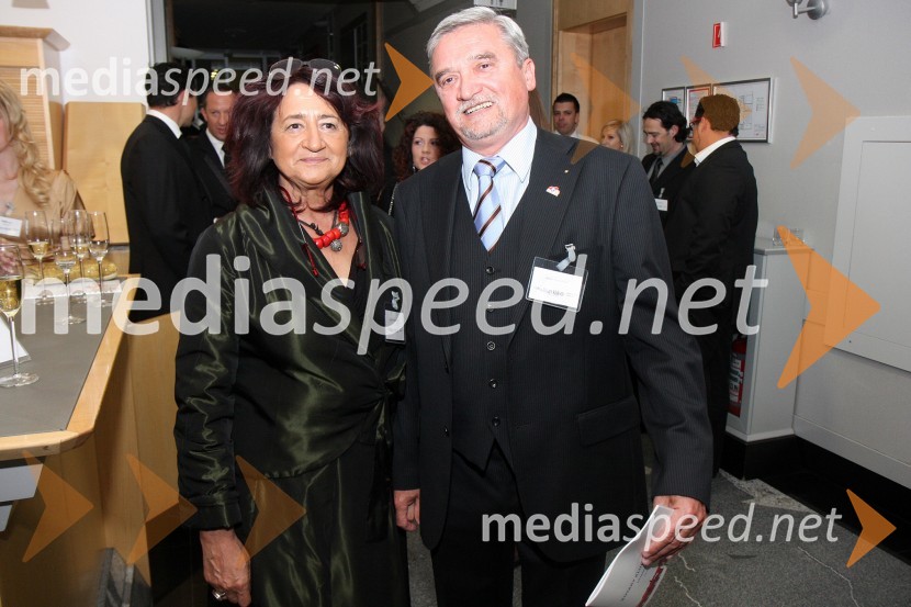 Janko Razgoršek, podjetnik in predsednik Rotary kluba Maribor ter soproga MajdaUstanovitev Rotary Kluba Maribor Lent