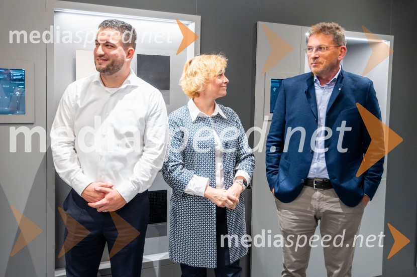  ... ;  Janja Merše, arhitektka, Geberit;  ... Odprtje novega zvočnega laboratorija družbe Geberit