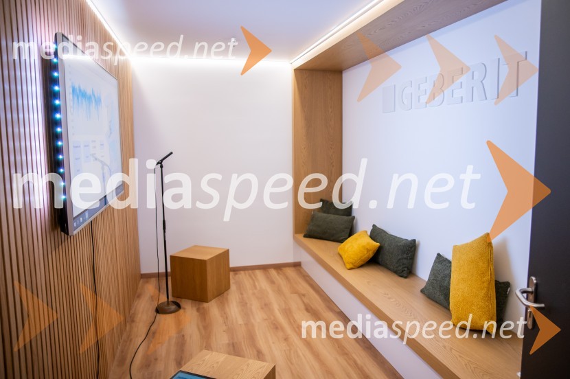 Odprtje novega zvočnega laboratorija družbe Geberit