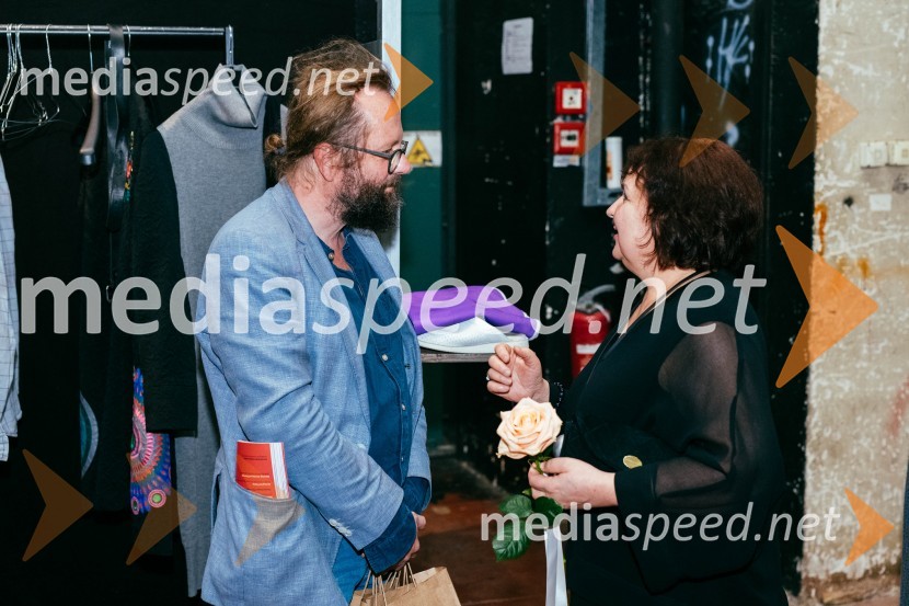  Sebastijan  Horvat, režiser;  ... Premiera Prometej: ena lepa apokalipsa v SNG Maribor