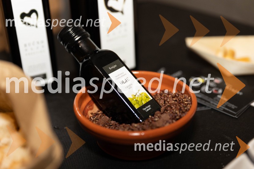 Vinska pot v rovih pod starim Kranjem 2023, petek 2