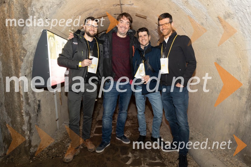 Vinska pot v rovih pod starim Kranjem 2023, petek 2