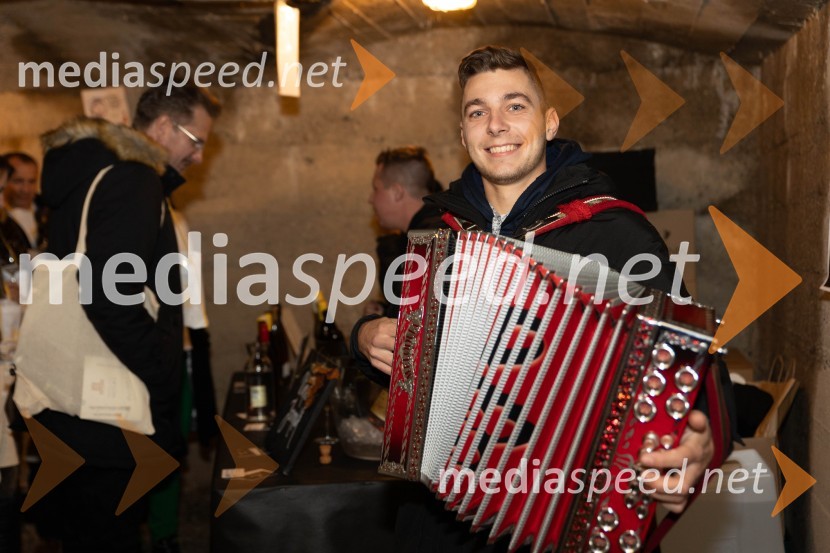 Vinska pot v rovih pod starim Kranjem 2023, petek 2