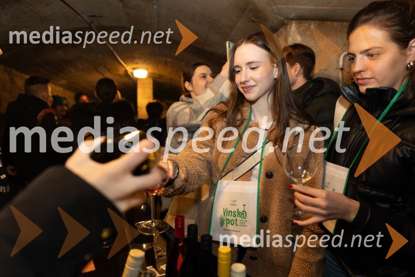 Vinska pot v rovih pod starim Kranjem 2023, petek 2