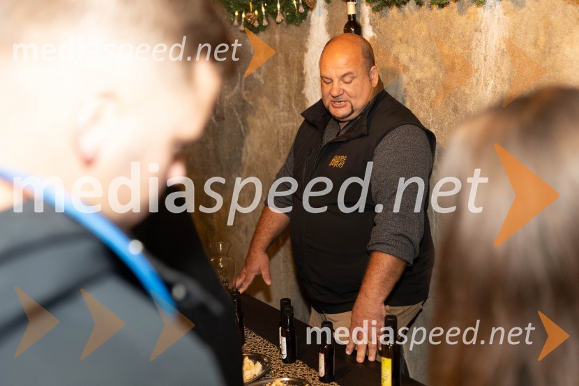 Vinska pot v rovih pod starim Kranjem 2023, petek 2