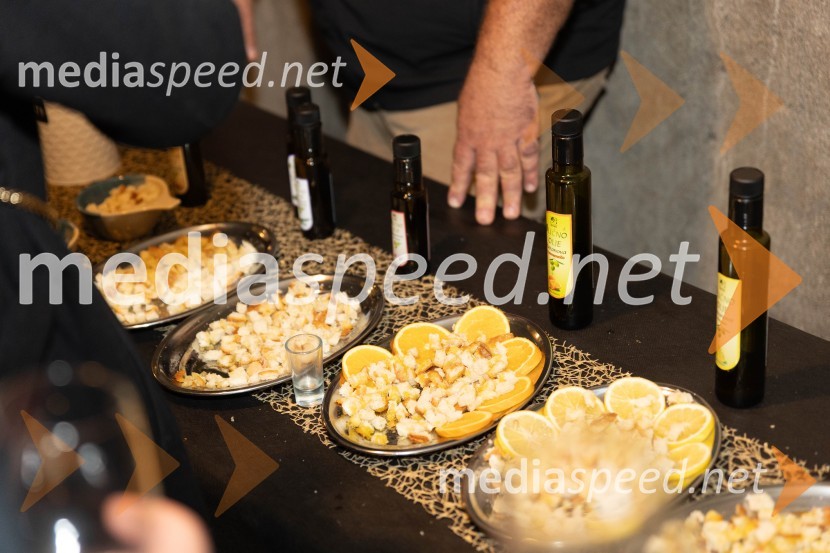 Vinska pot v rovih pod starim Kranjem 2023, petek 2