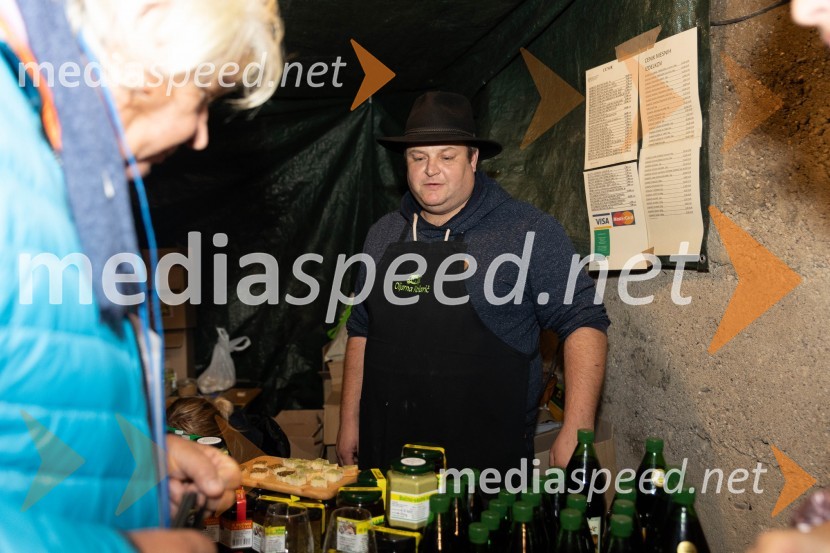 Vinska pot v rovih pod starim Kranjem 2023, petek 2