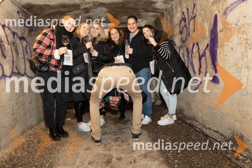 Vinska pot v rovih pod starim Kranjem 2023, petek 2