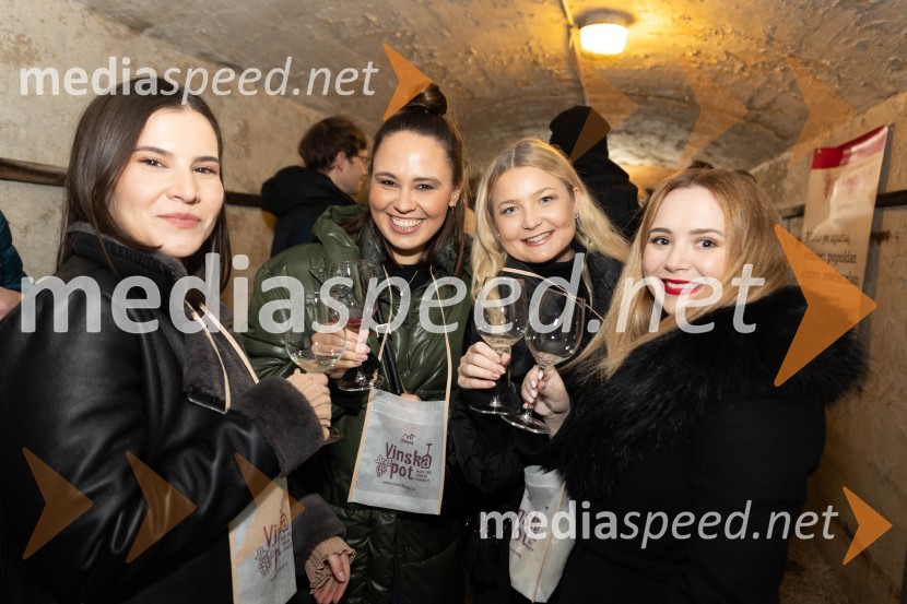 Vinska pot v rovih pod starim Kranjem 2023, petek 2