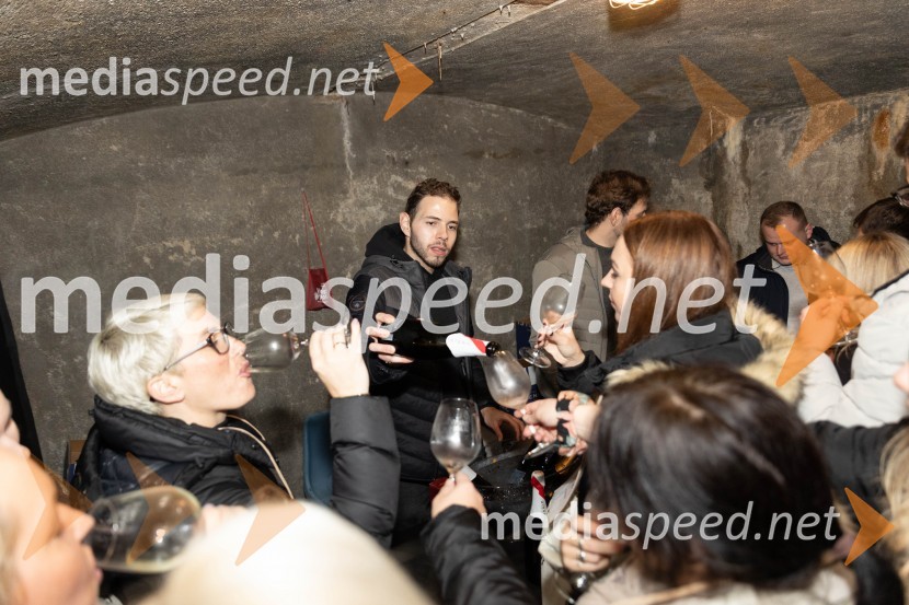 Vinska pot v rovih pod starim Kranjem 2023, petek 2