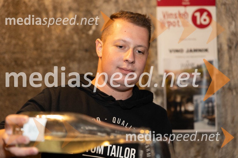 Vinska pot v rovih pod starim Kranjem 2023, petek 2