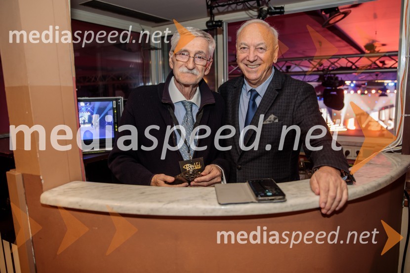 Poglej in zadeni, 30 let kasneje