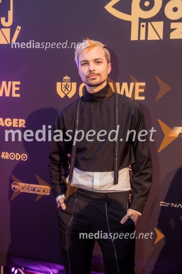  David Hojnik, modni oblikovalec DH fashionPoglej in zadeni, 30 let kasneje