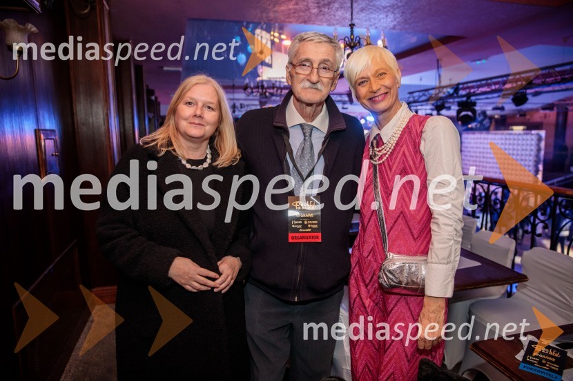  ... ;  ... ;  Barbra Drnač, novinarka, plesalka, koreografinja in televizijska voditeljicaPoglej in zadeni, 30 let kasneje