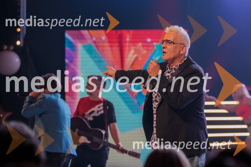  Reno Čibej, pevec, skupina KingstonPoglej in zadeni, 30 let kasneje