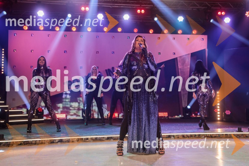  Jenny Berggren, pevkaPoglej in zadeni, 30 let kasneje