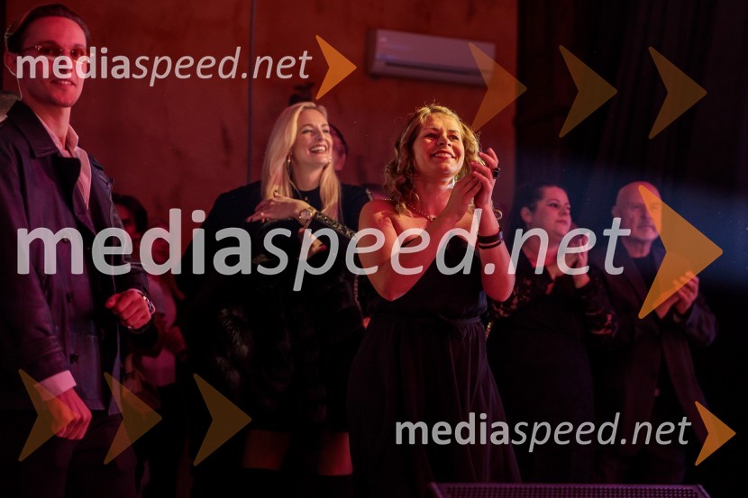 Poglej in zadeni, 30 let kasneje