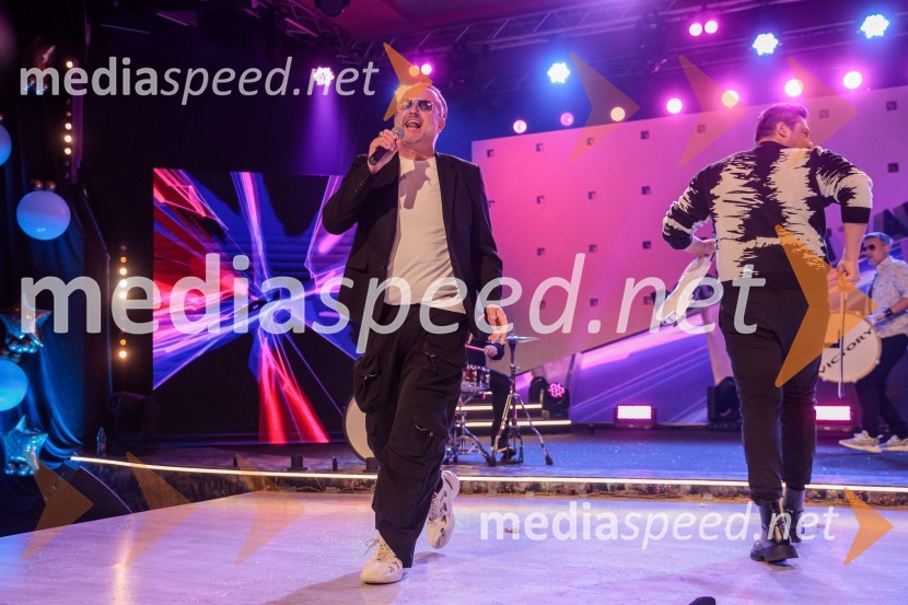  Miran Miki Vlahovič, glasbenikPoglej in zadeni, 30 let kasneje