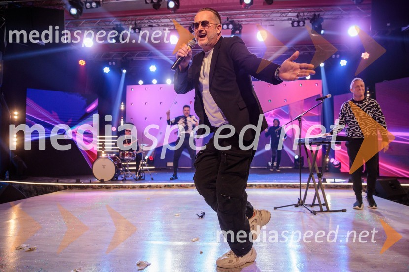  Miran Miki Vlahovič, glasbenikPoglej in zadeni, 30 let kasneje