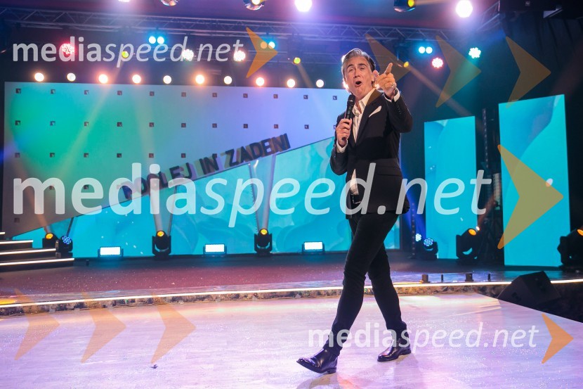  Jan Plestenjak, pevecPoglej in zadeni, 30 let kasneje