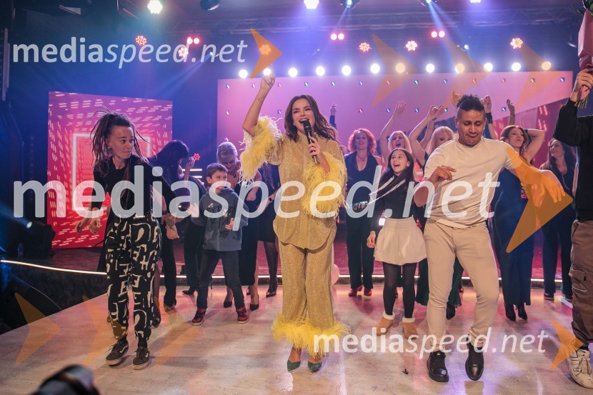  Severina Vučković, pevkaPoglej in zadeni, 30 let kasneje