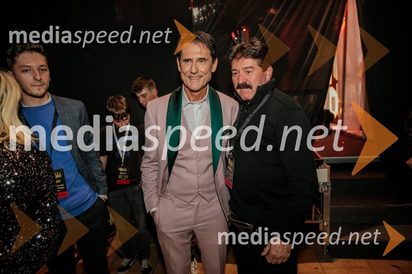  Stojan  Auer, mestni svetnik, LPR - Lista za pravičnost in razvoj;  ... Poglej in zadeni, 30 let kasneje