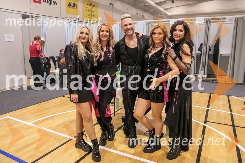  Špela Tratnik Peklar,  Power Dancers;  Natka Geržina, plesalka, Power Dancers;  Sebastian Podgornik, pevec in plesalec;  Cvetana Rozman,  Power Dancers;  Sergeja Brdnik, Power DancersPoglej in zadeni, 30 let kasneje