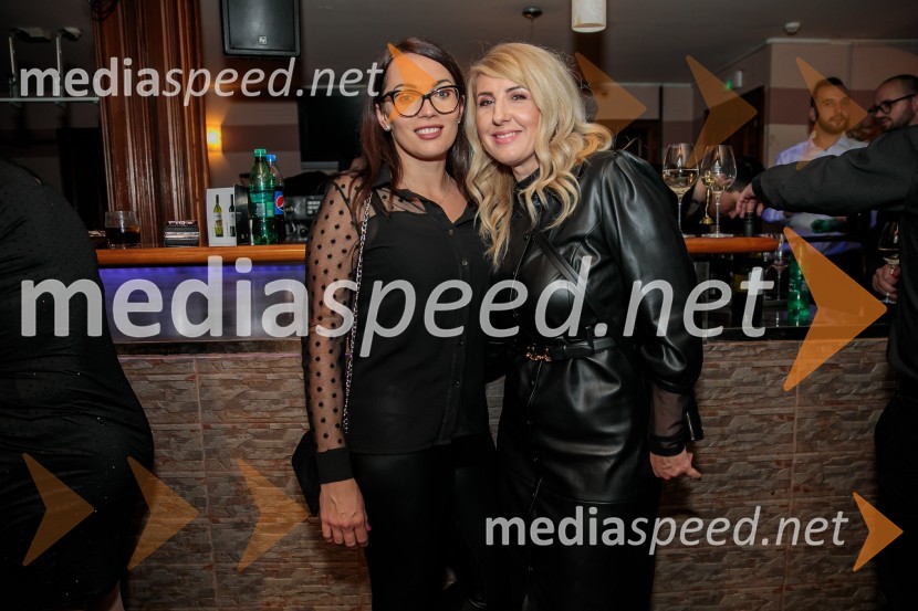 Poglej in zadeni, 30 let kasneje