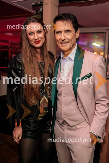  Tara Zupančič, voditeljica;  Stojan  Auer, mestni svetnik, LPR - Lista za pravičnost in razvojPoglej in zadeni, 30 let kasneje