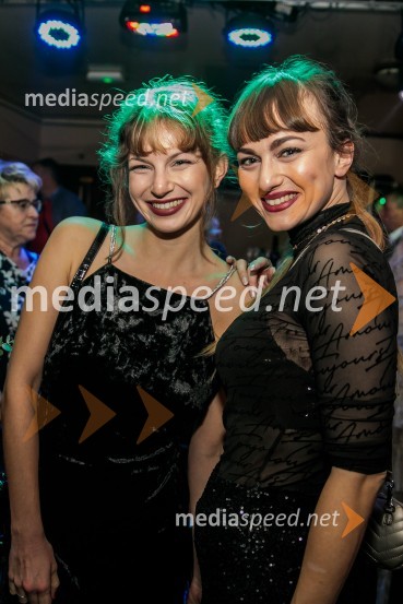 Poglej in zadeni, 30 let kasneje