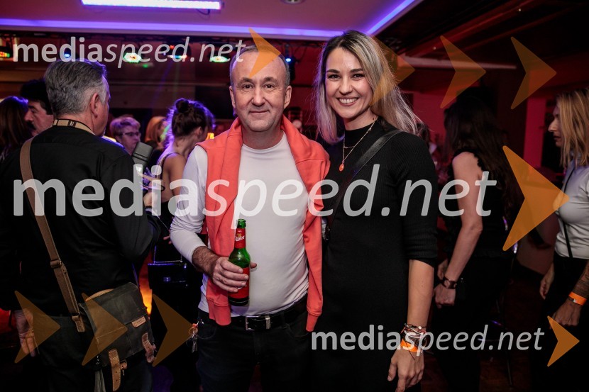 Poglej in zadeni, 30 let kasneje