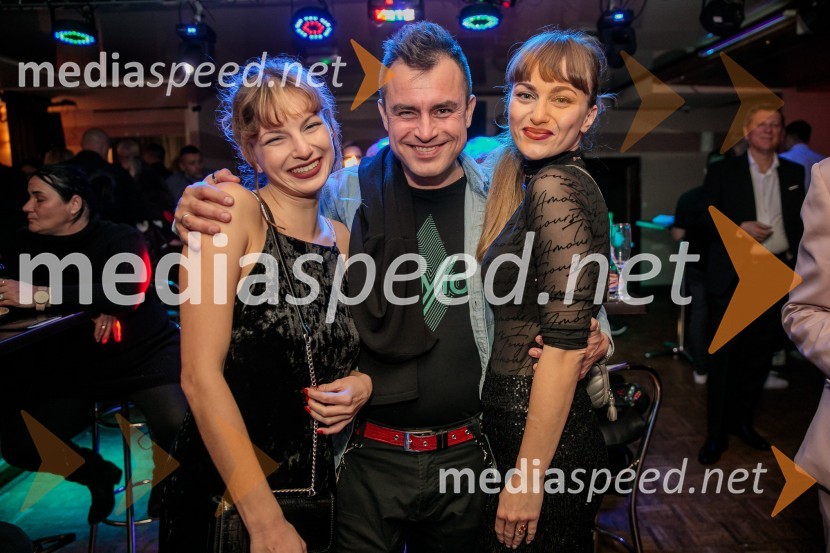  ... ;  Omar Naber, glasbenik;  ... Poglej in zadeni, 30 let kasneje