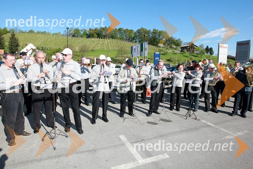 Godba veteranov ŠtajerskeSrečanje članov Porsche klub Slovenija