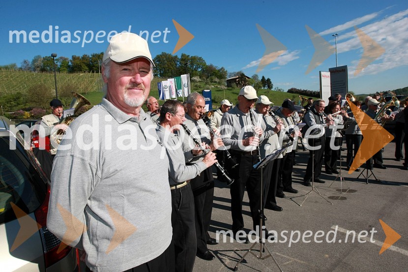 Godba veteranov ŠtajerskeSrečanje članov Porsche klub Slovenija