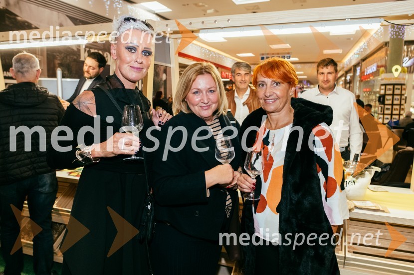 mag. Mateja Slamnik Kos, vodja korporativnega komuniciranja, Loterija Slovenije;  ... ;  Nena Horvat, vodja marketinga Citycenter CeljePubeci v Citycentru Celje