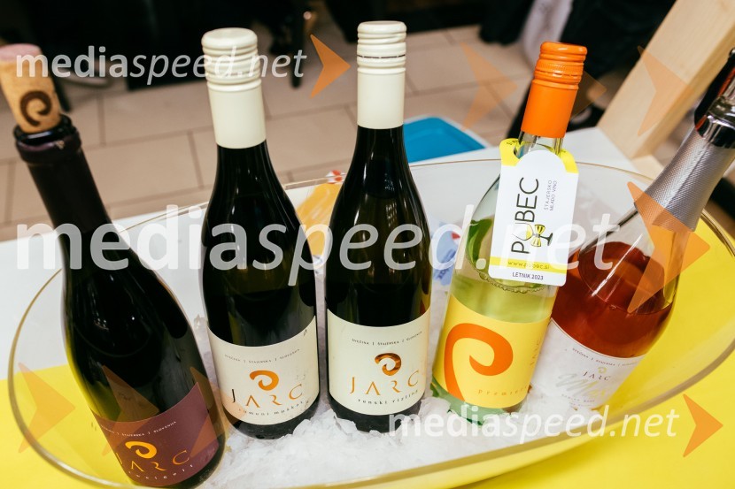 Pubeci v Citycentru Celje