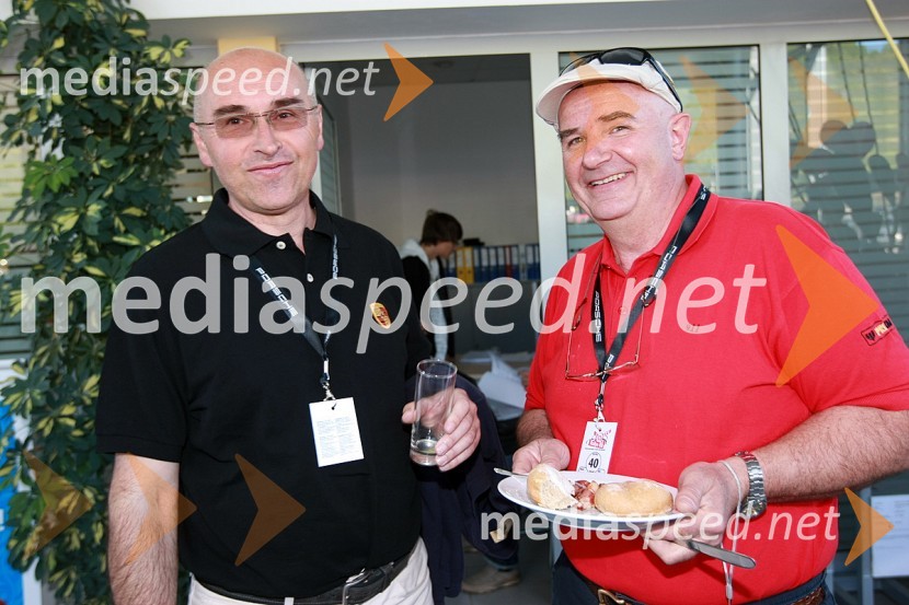 Andrej Hajdinjak, direktor Porsche Maribor in Bogomil Prebil, podjetje Prekom d.o.o.Srečanje članov Porsche klub Slovenija