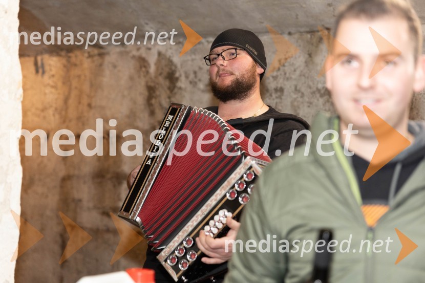 Vinska pot v rovih pod starim Kranjem 2023, sobota 2