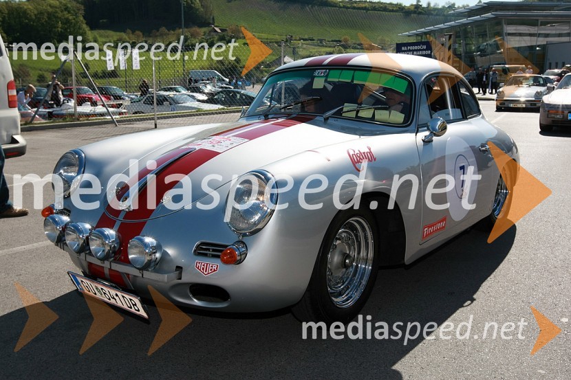 Srečanje članov Porsche klub Slovenija