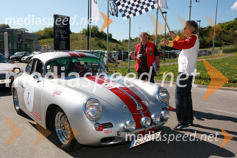 Srečanje članov Porsche klub Slovenija