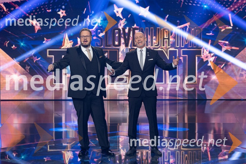  Sašo Stare, stand up komik, voditelj;  Peter Poles, televizijski voditeljSlovenija ima talent 2023, četrta polfinalna oddaja