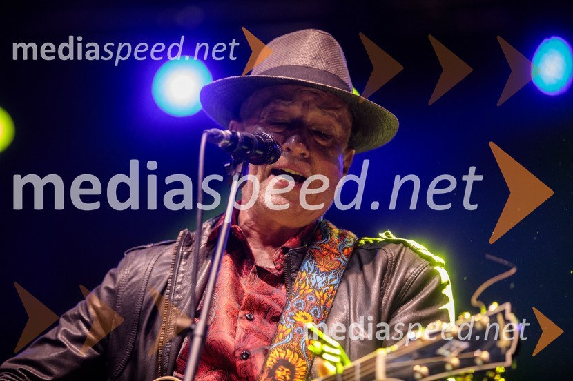  Vlado Kreslin, glasbenikVlado Kreslin praznuje 70. let