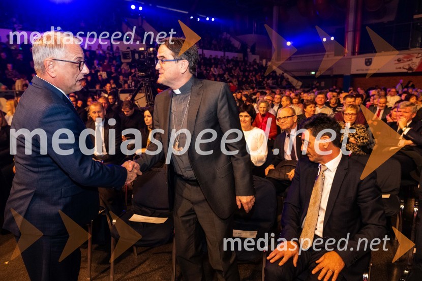  Matjaž Han, minister za gospodarski razvoj in tehnologijo;  ... Dobrodelni koncert Klic dobrote za družine v stiski