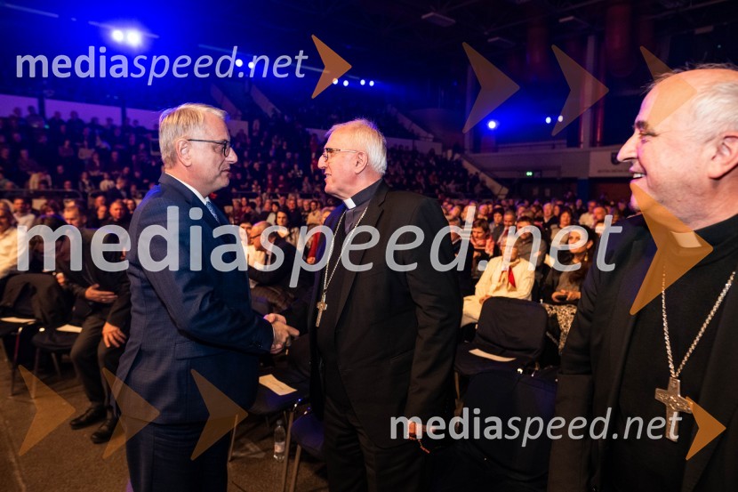  Matjaž Han, minister za gospodarski razvoj in tehnologijo;  ... Dobrodelni koncert Klic dobrote za družine v stiski