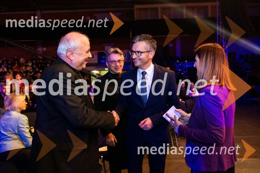  ... ;  ... ;  Marjan  Šarec, minister za obrambo;  ... Dobrodelni koncert Klic dobrote za družine v stiski