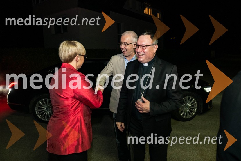 dr. Nataša Pirc Musar, predsednica Republike Slovenije;  ... ;  ... Dobrodelni koncert Klic dobrote za družine v stiski