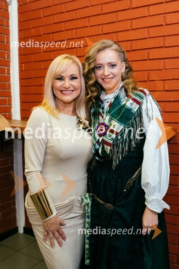  Nuša Derenda, pevka;  Marina Klinc Oset, pevkaDobrodelni koncert Klic dobrote za družine v stiski